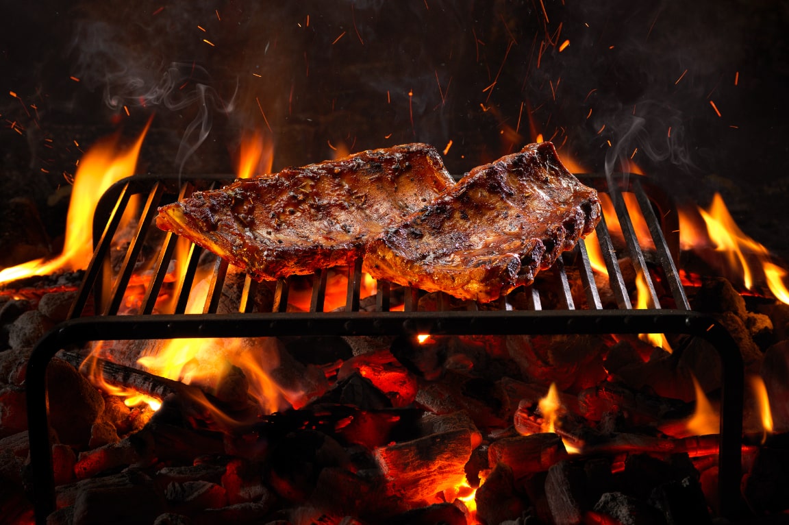 La cuisson basse température au barbecue : éloge du low and slow