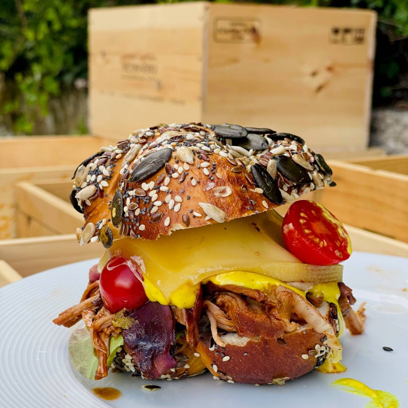 Cheesy Pulled Burger