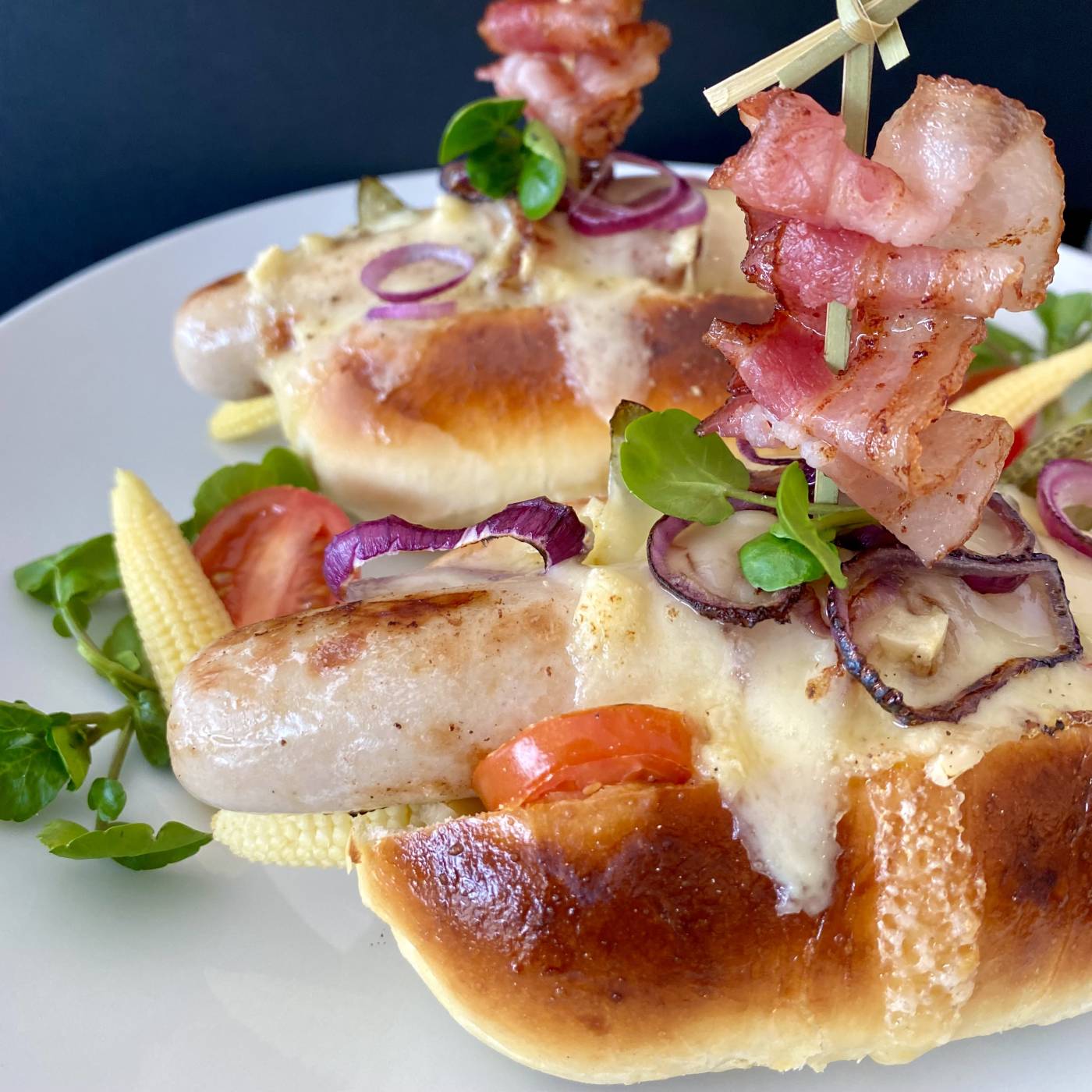 Raclette-Chipolata Hotdog