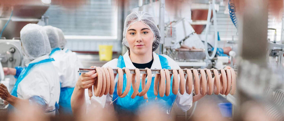 Lehrling Ausbildung Fleischfachfrau Bell Charcuterie Basel