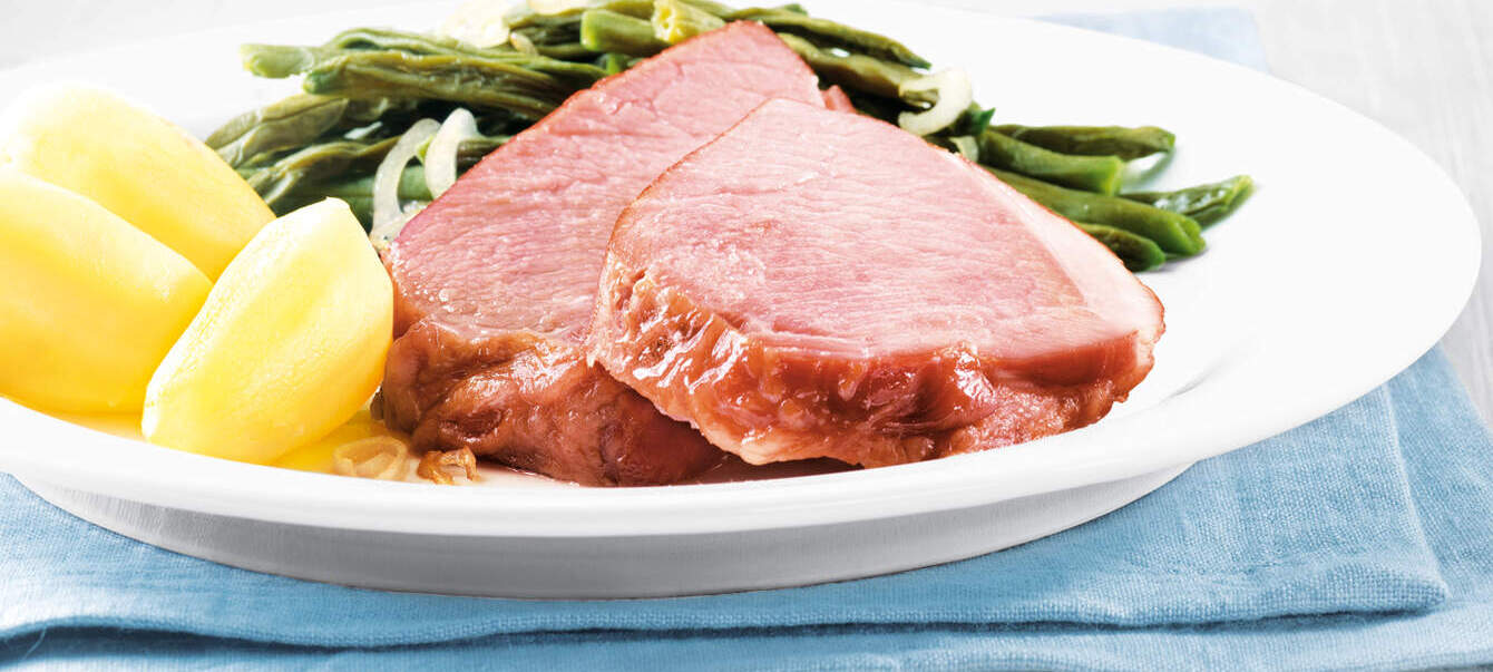 Palette sur lit de choucroute et pommes de terre