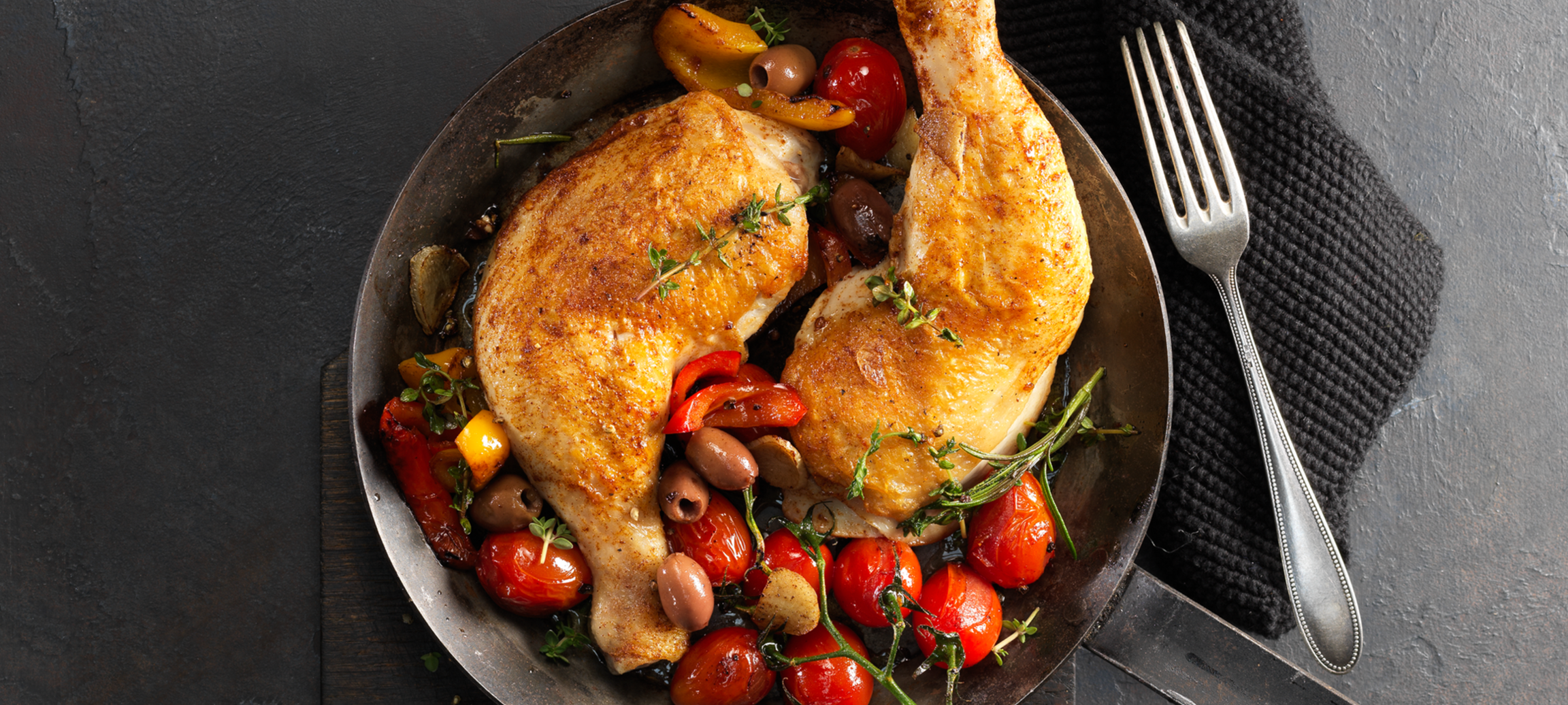 Cuisses de poulet farcies au pesto rouge et parmesan